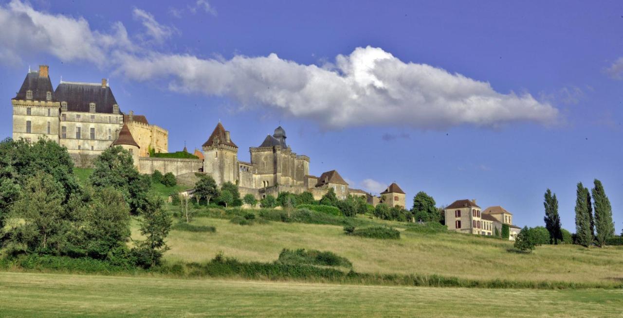 Biron  Le Prieure Du Chateau De Biron מראה חיצוני תמונה